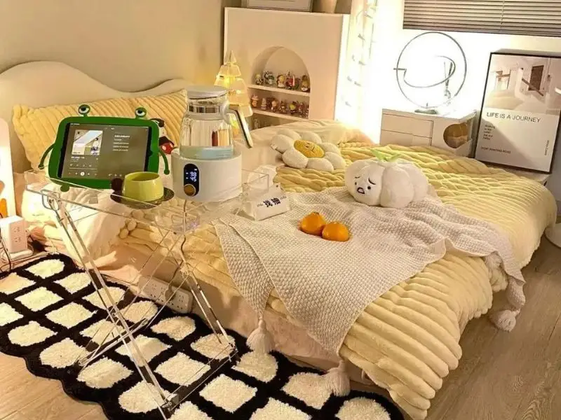 Perlengkapan Tempat Tidur